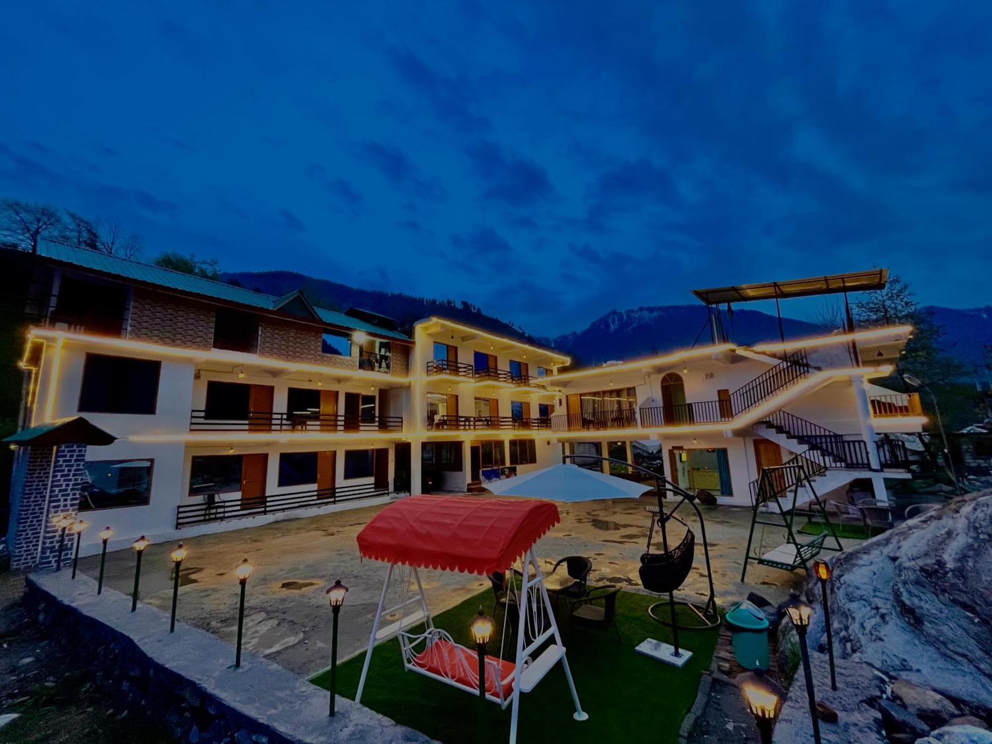 The Beas Riverside Resort, Manali Exterior photo