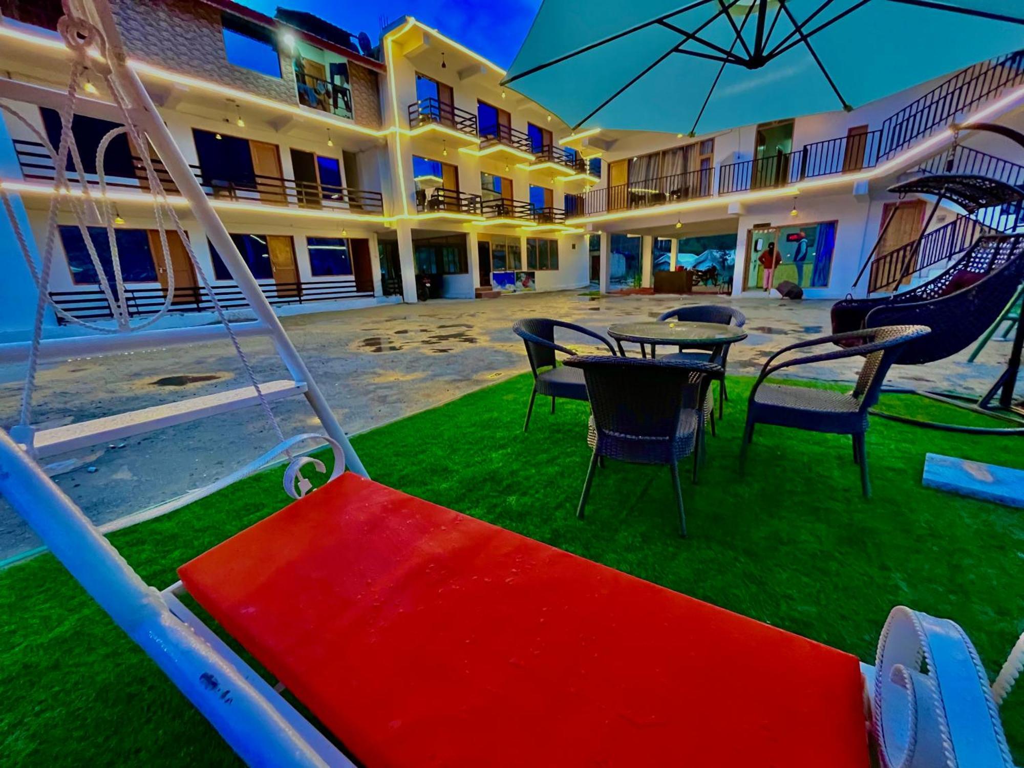 The Beas Riverside Resort, Manali Exterior photo
